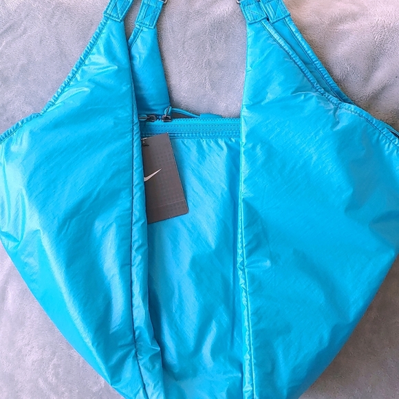 NWT! Rare! NIKE VICTORY GYM TOTE BAG! - Picture 8 of 8